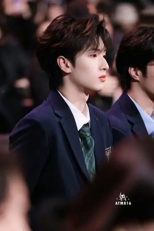 严浩翔 浓颜奇迹