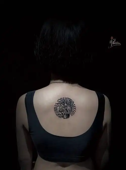 后背图腾纹身图片