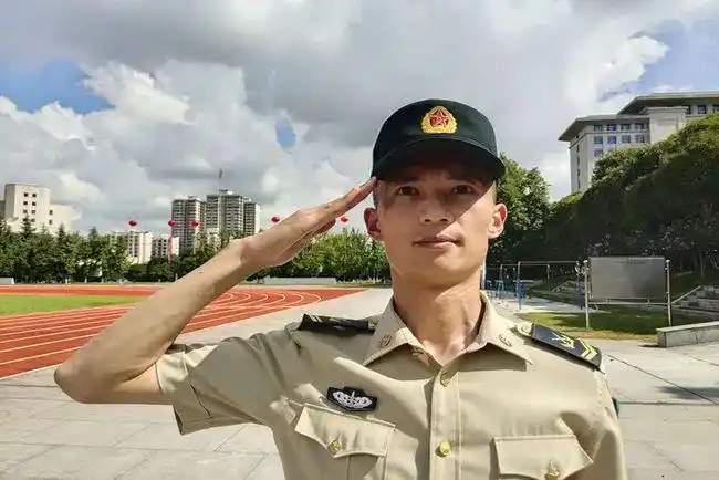 征兵宣传役前训练科目详解单个军人队列动作