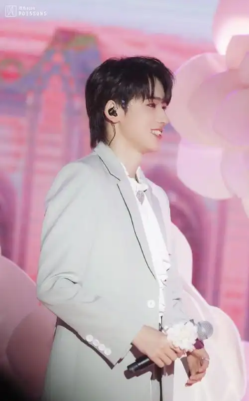 宋亚轩 心动无限##时代少年团粉丝见面会