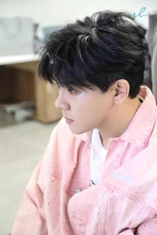 cv羊仔超话#声动现场羊仔专场见面会#    以心动之名奔赴炽热的浪漫