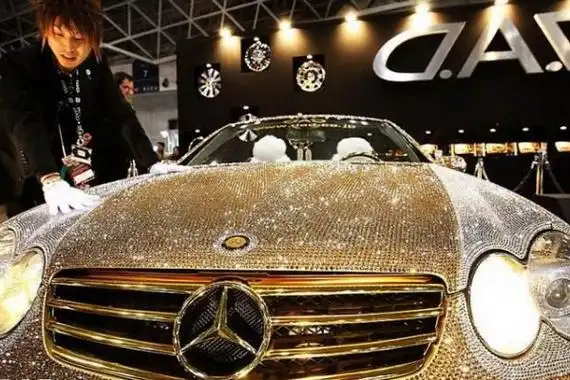 钻石跑车7298100亿元法拉利史上最贵的钻石跑车多少钱一辆