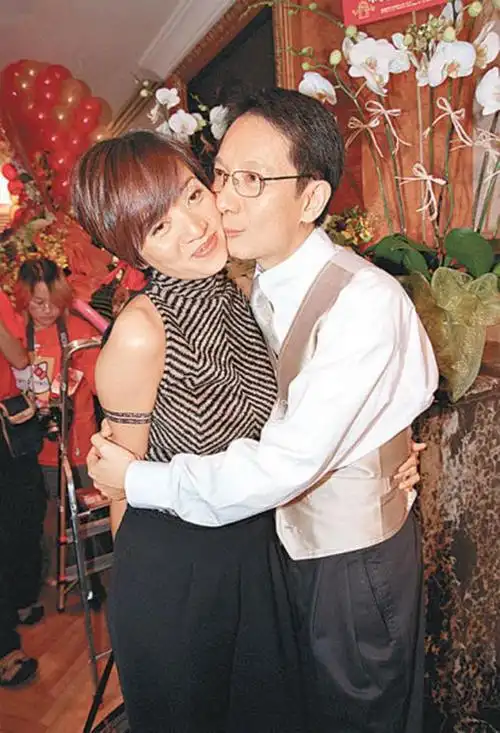 他却借梅艳芳的病痛磨难炒作|梅艳芳|刘培基|张国荣_新浪新闻