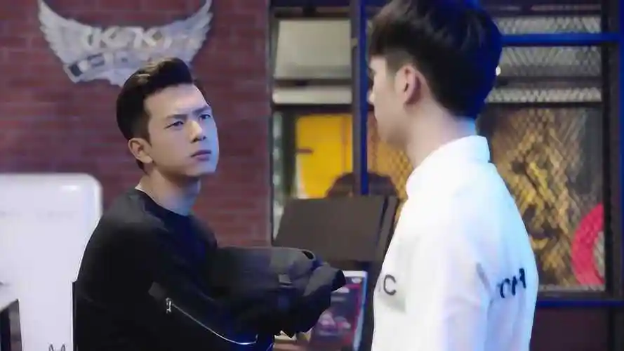 亲爱的热爱的:你还记得kk的俱乐部规矩是什么吗?