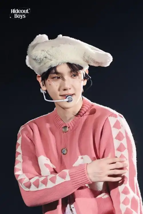 solo 亚巡 lonsdaleite>in 雅加达 day2 高清【边伯贤】@baekhyunee7