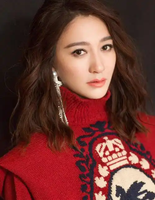 演员李小冉,感情一波三折,被富豪花5个亿求婚_徐佳宁_孙东海_陈坤