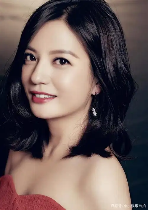 赵薇写真照美极了,网友直呼:太漂亮了吧!