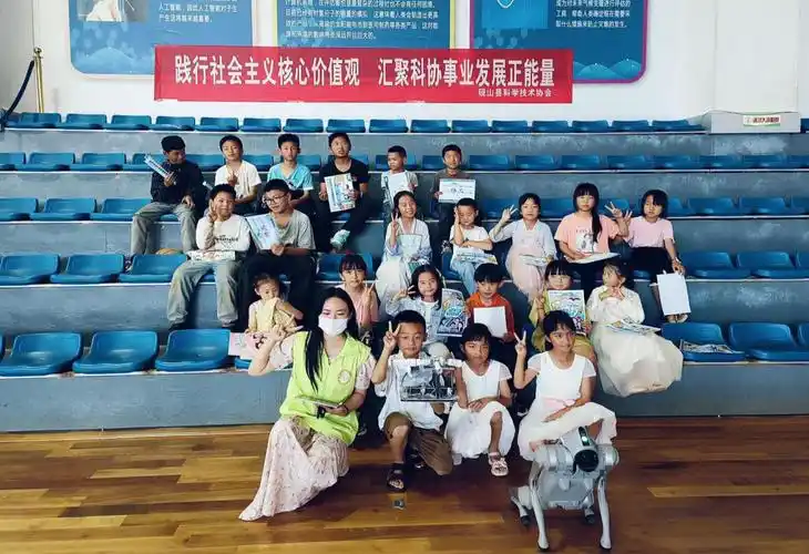 科普手工 小小中国太空站-砚山县人民政府