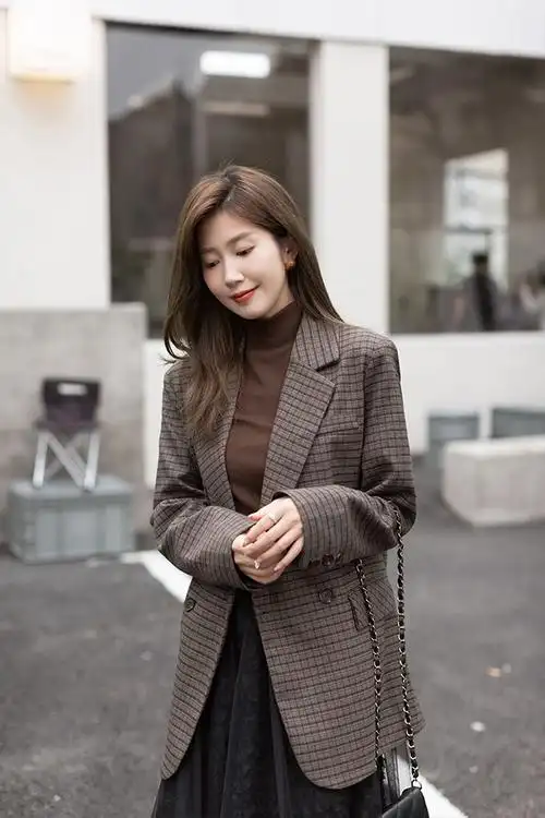 格子西装外套女