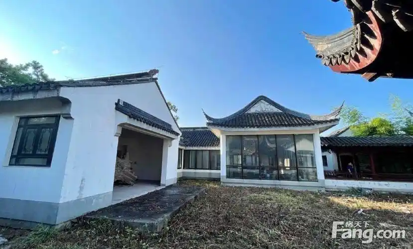姑苏世家留园府大宅占地两亩多大花园清水毛坯5个车位