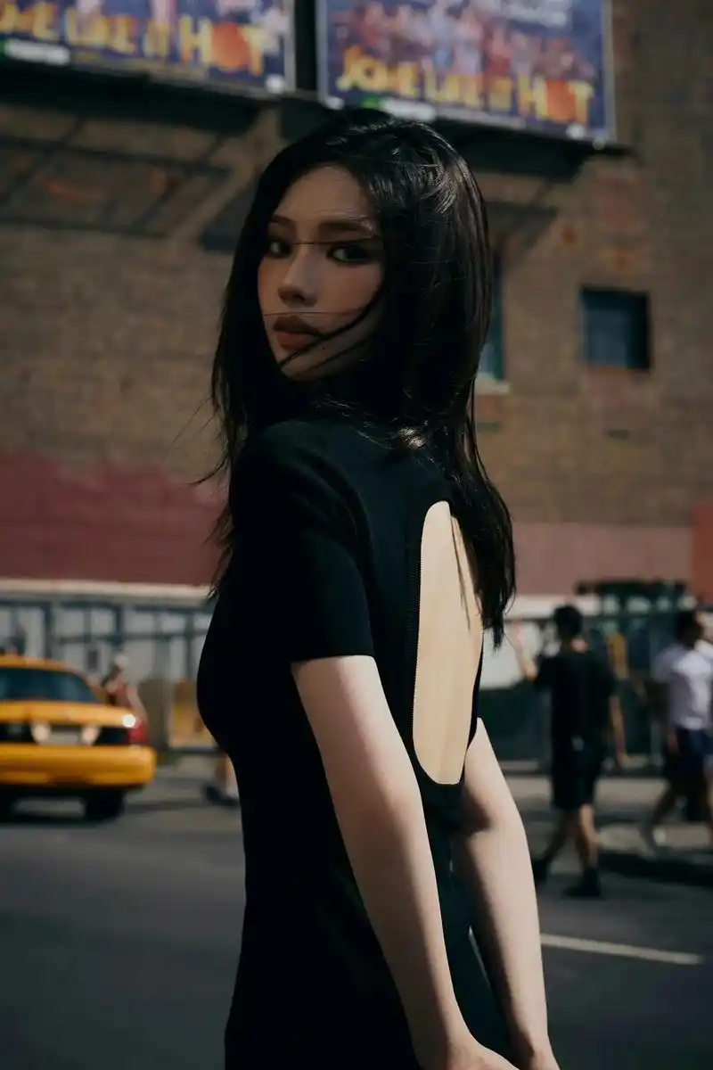 蛇女回归!柳智敏蛇塑永远的神#柳智敏 #aespa #kar - 抖音