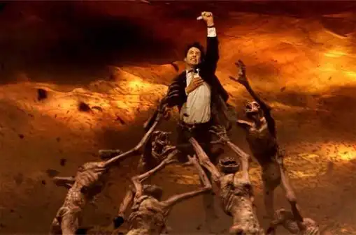 《美梦成真》中安妮堕入的地狱里满眼都是无边无际的泥浆.