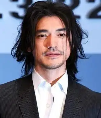 颜值巅峰时期的金城武,横扫整个亚洲!