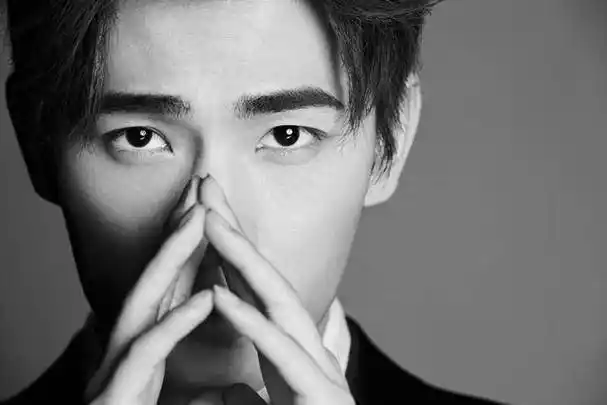 杨洋,1991年9月9日出生于上海市,籍贯安徽省合肥市,中国内地影视男