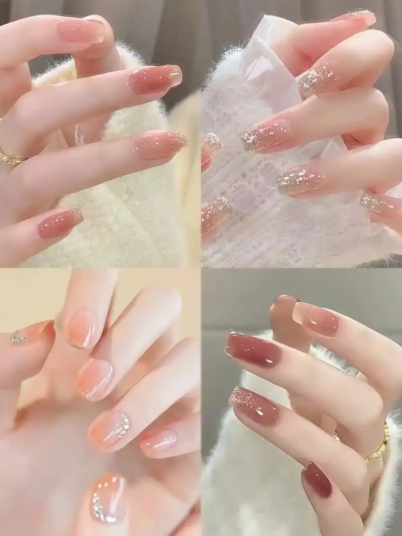 来来来,看看大家的美甲,就是那种又闪又简约好看的#超好看的美 - 抖音