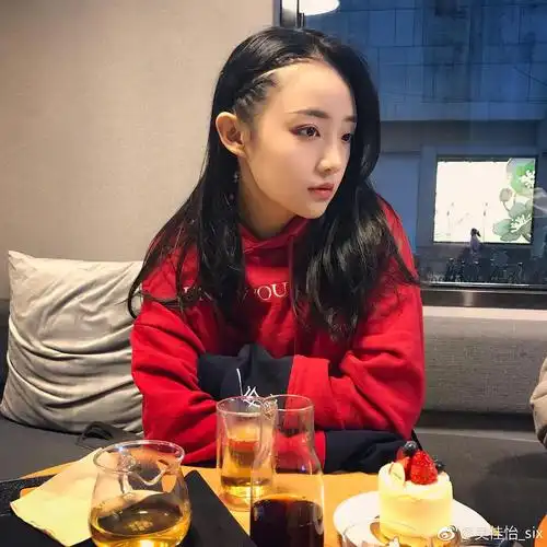 吴佳怡 jiayi wu的图片