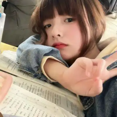 qq女生头像青春少女感真实照片