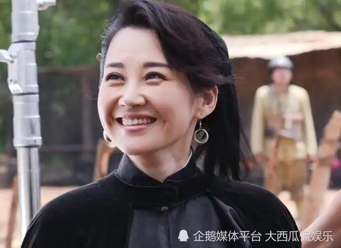 抗战剧来势凶猛靳东许晴联手抗战颇具看点值得熬夜追