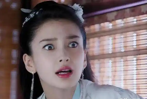 杨颖干回老本行",活成内娱最大笑话,她是如何作成这样_辛巴_郑中基