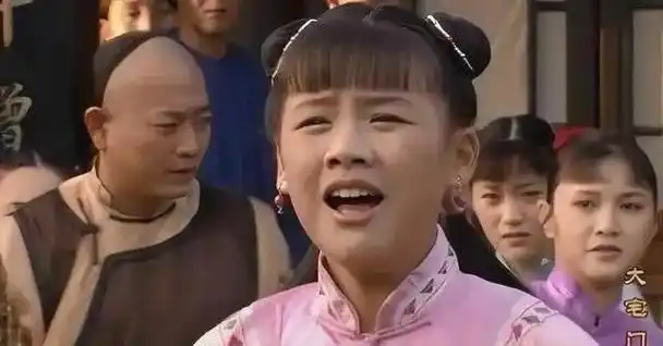 马思纯悼念郭宝昌导演称很荣幸参演大宅门