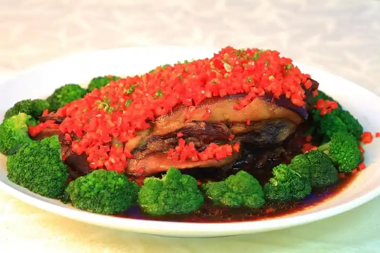 "舌尖盛宴,石棉韵味"获奖菜品展示