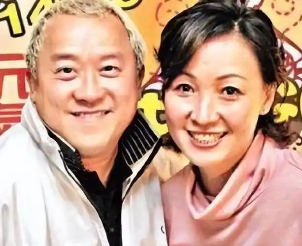 名与利,救不了曾志伟