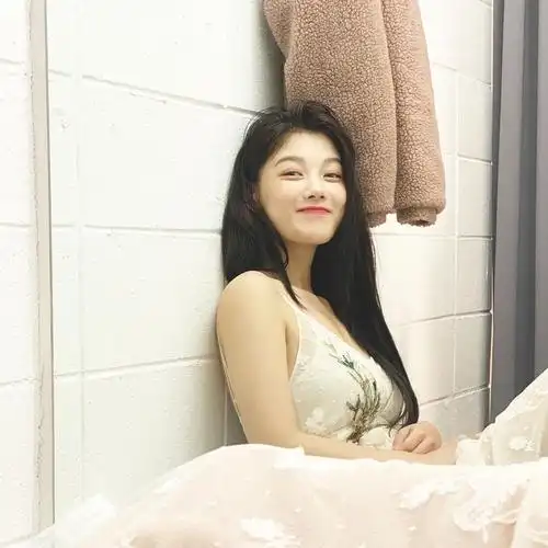 金裕贞什么时候削的骨?