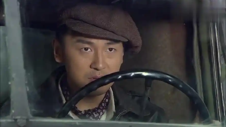 飞哥大英雄大飞哥拉一车炸药誓要给师叔报仇怒炸城门楼子