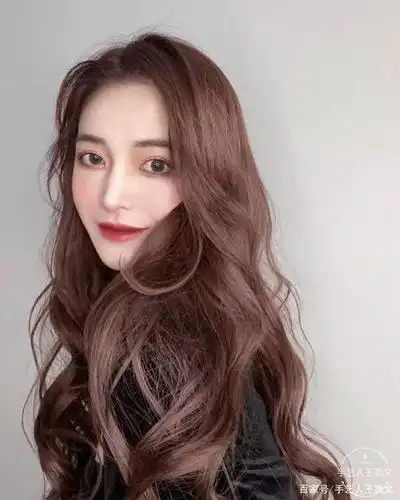 御姐范的发型凯文哥给你们带来了