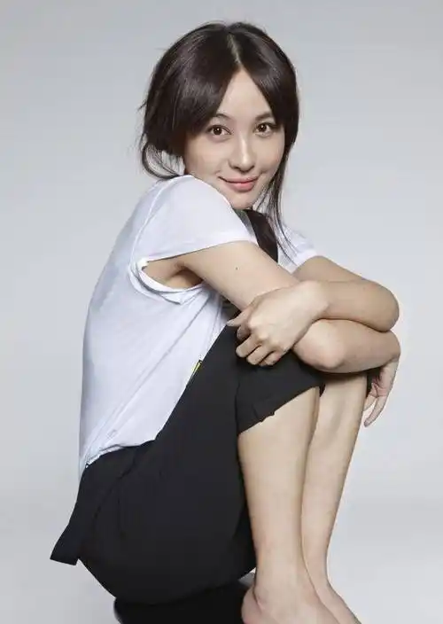 却还是单身,李菲儿一句晓明哥,背后没那么简单_黄晓明_杨颖_因为