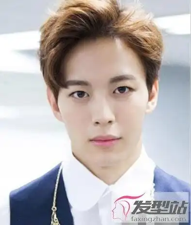 狼奔头发型怎么剪 这样剪帅气与洒脱兼得