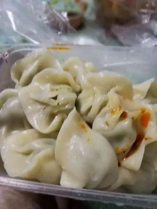 打分 这家外卖才刚刚开始但实体店已经开了很多年了饺子是手工的味道