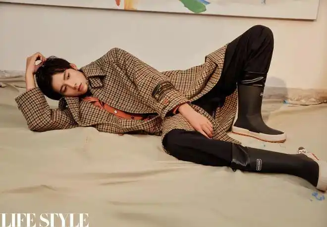 邓超元未来角色预期我想挑战霸道总裁