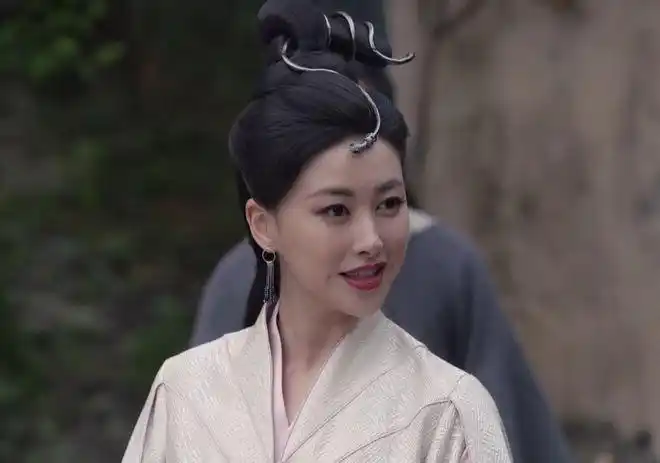 《精英律师》到《鹿鼎记》 她始终美得出众|蓝盈莹|靳东|朱珠_网易