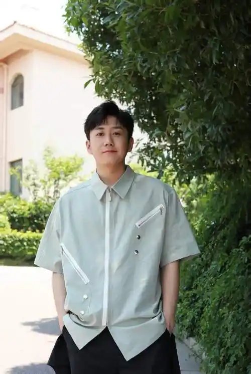 独受张嘉益力捧,《少年派》到《装台》,姜冠南的