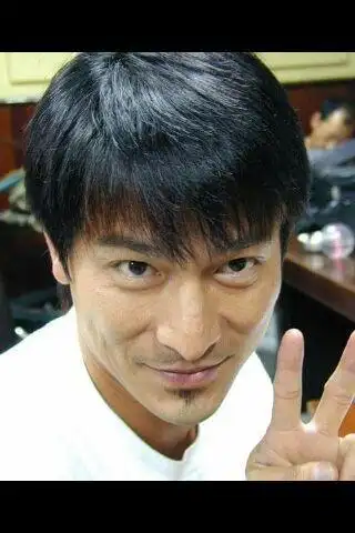 帅哥明星的胡子是如何处理的?