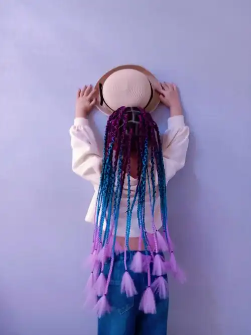 第一次给女儿编脏辫