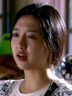 花儿(许龄月饰演)