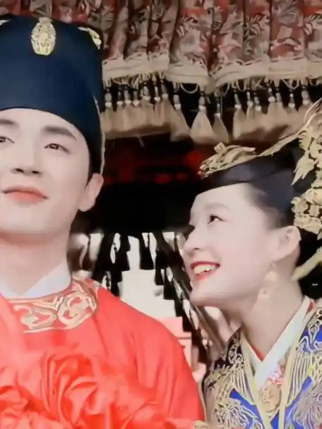 李沁金世佳过世情侣