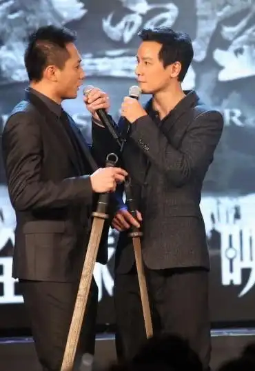 刘烨向吴彦祖微博定下娃娃亲:盼其得千金