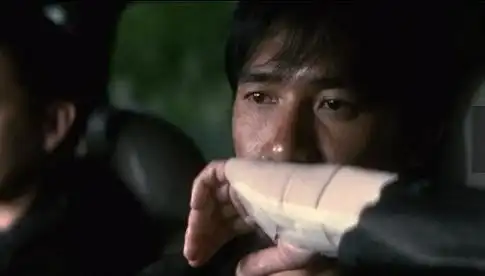 《无间道》港片巅峰代表,刘德华梁朝伟飙戏,足以载入史册的影片