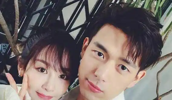 原来李现卡点的是杨紫晴生日,转发的却是去年的文案,难怪杨紫不接受