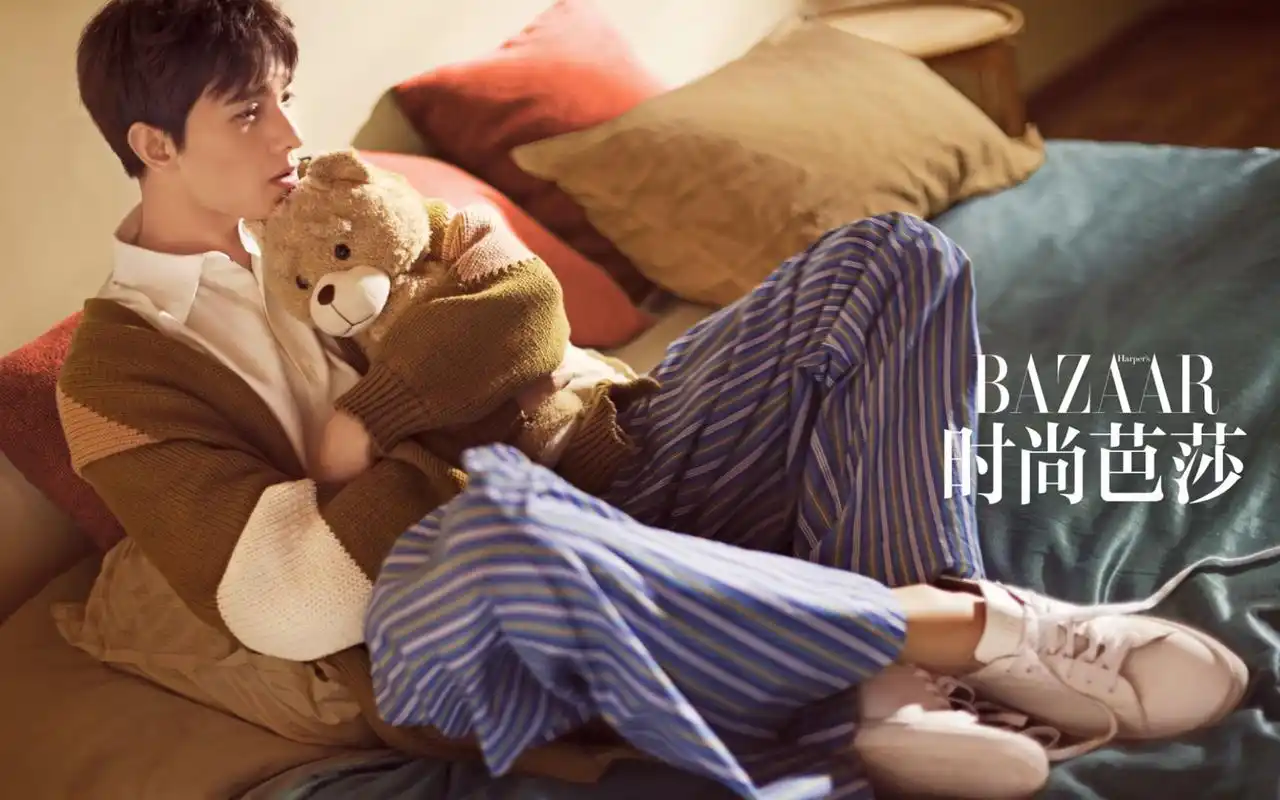 首页 桌面壁纸 大陆明星 阳光帅哥杨洋时尚杂志艺术写真壁纸