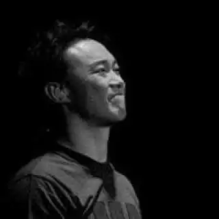 陈奕迅头像黑白