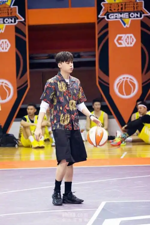 《我要打篮球》李易峰投篮命中率进步神速