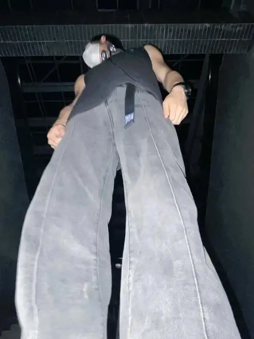 左滑看腹肌这次是真的