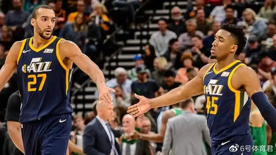 不破不立的犹他爵士属于戈贝尔和米切尔的选择题