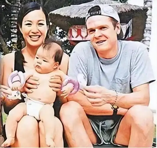 回顾钟丽缇:三婚嫁山东未婚小伙,没有共同的孩子,她幸福吗?