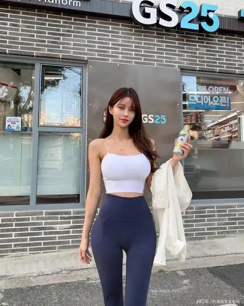 今日养眼美女韩国健身博主jjh1米68气质十足只胖该胖的地方