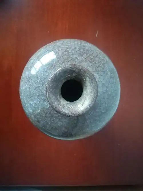 【我的收藏系列之126】宋代龙泉窑玻璃釉瓶.编号:20000126